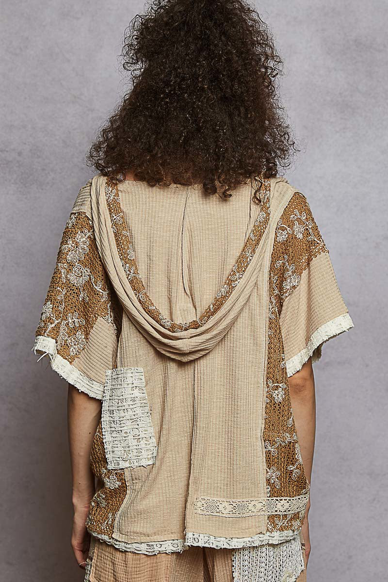 Ribbed Lace Detail Pointed Relaxed Fit Top