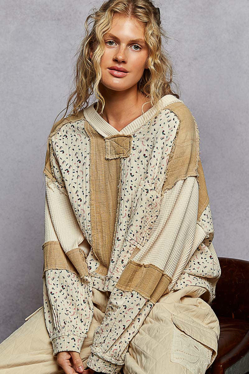 Printed Double Gauze V Neck Oversized Fit Top