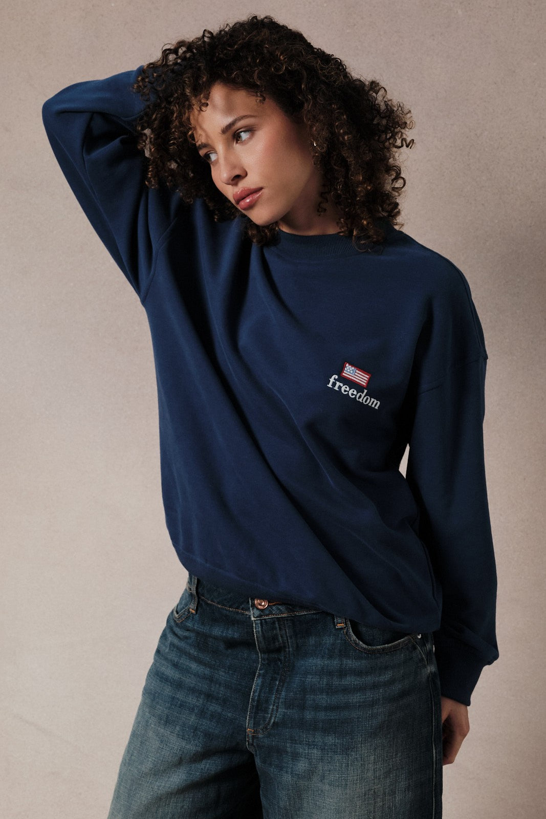 Crew Neck Long Sleeve "freedom" Aplique Sweatshirt