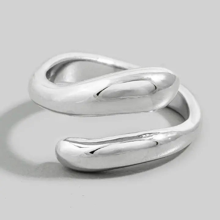 Minimalist Metallic Wrap Twist Ring