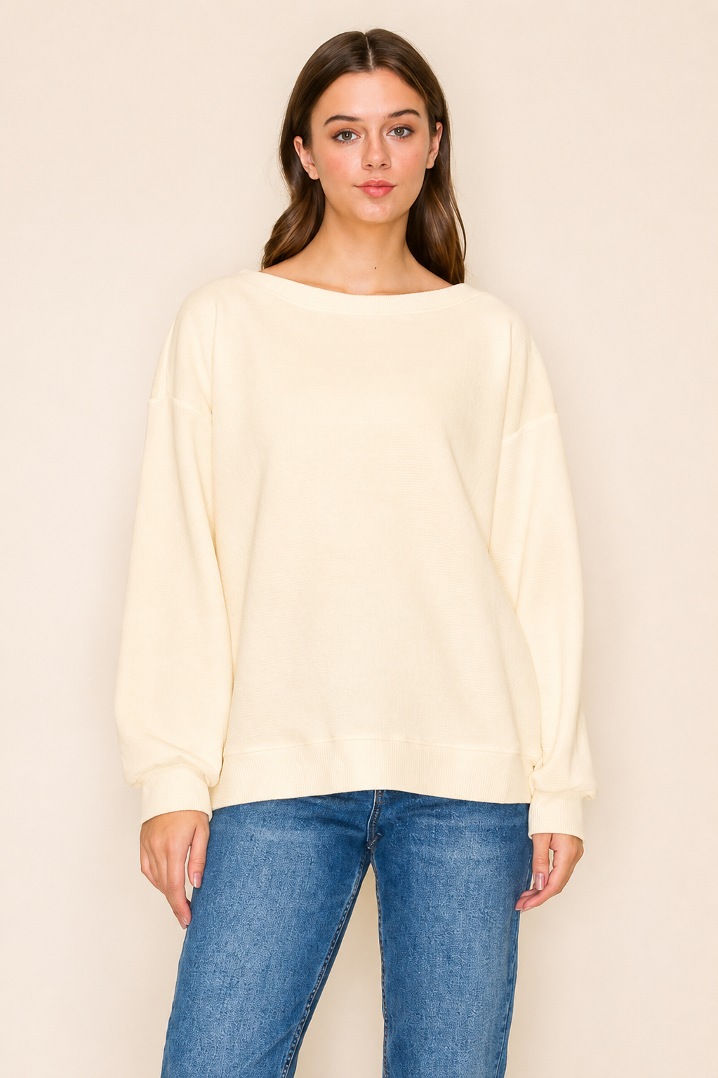 Round Neck Cloudy Knit Long Sleeve Top