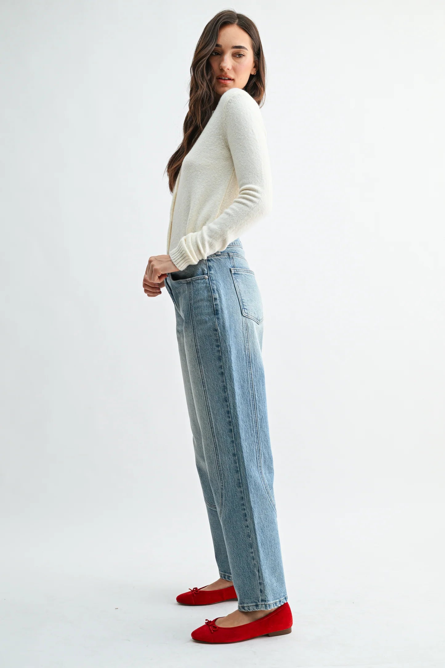 Mimi Curved Seam Straight