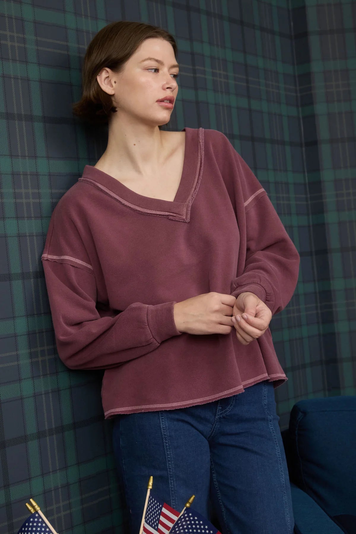 Reverse Stitch V Neck Long Sleeve Knit Top