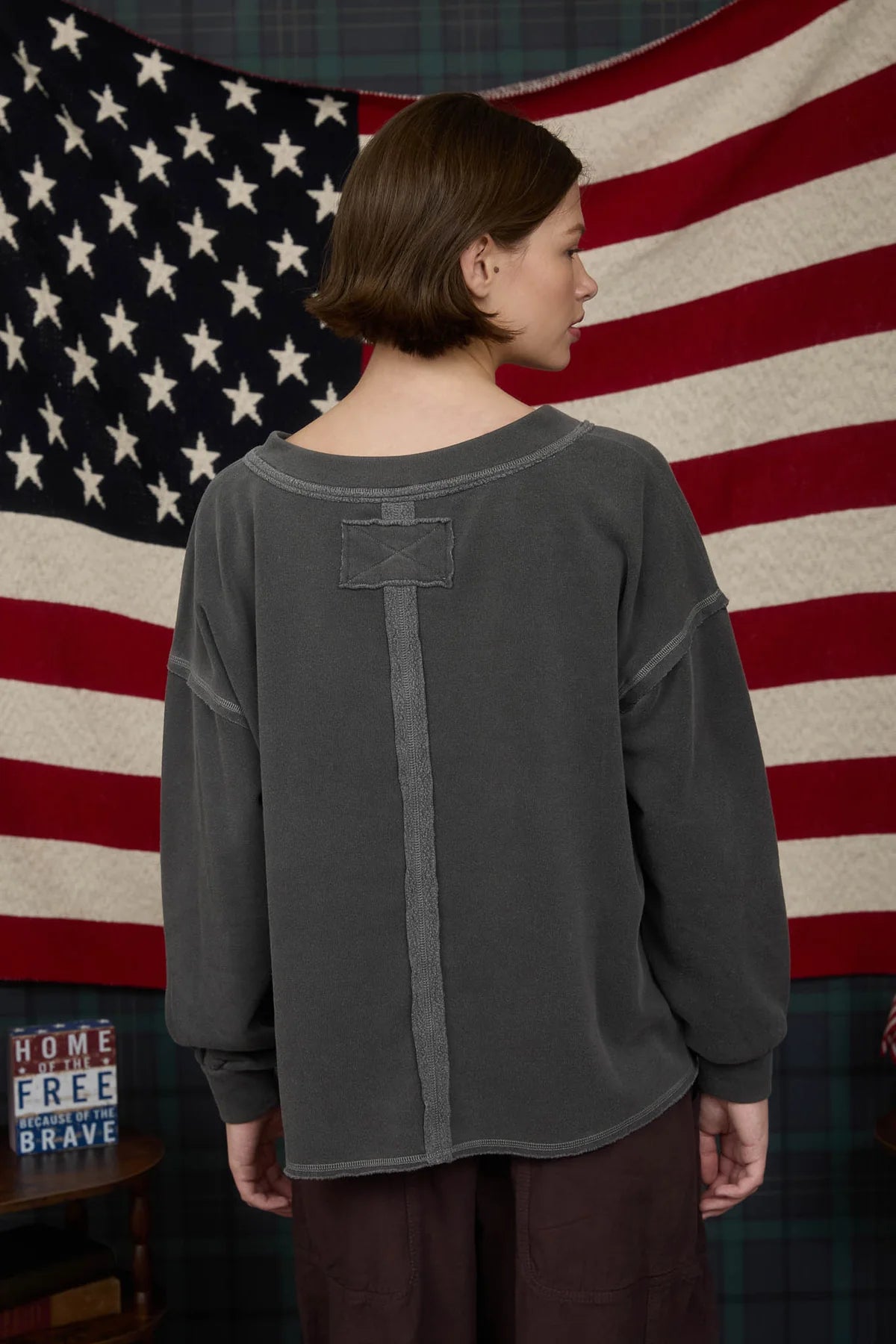 Reverse Stitch V Neck Long Sleeve Knit Top