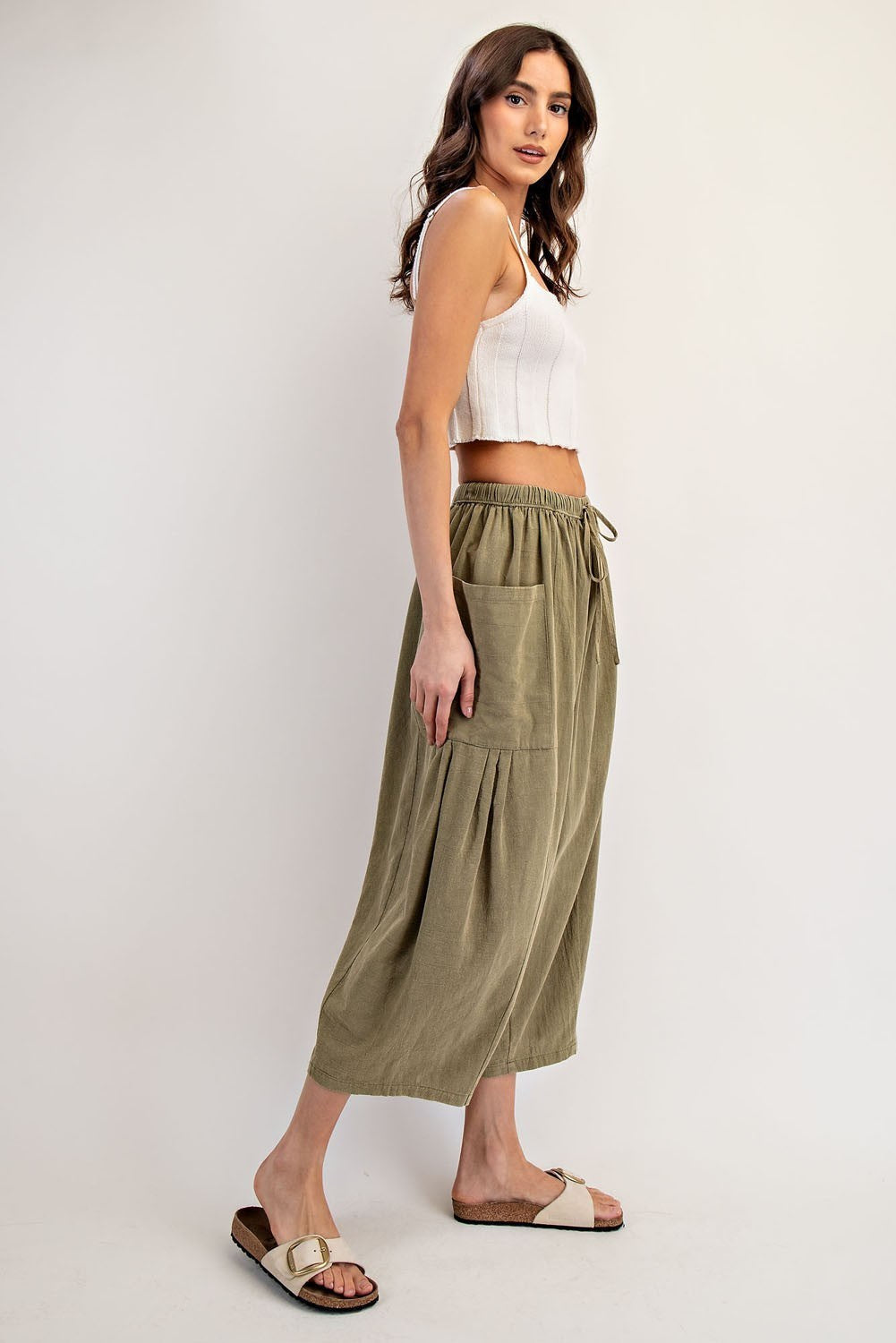 Side Pocket Cropped Pants