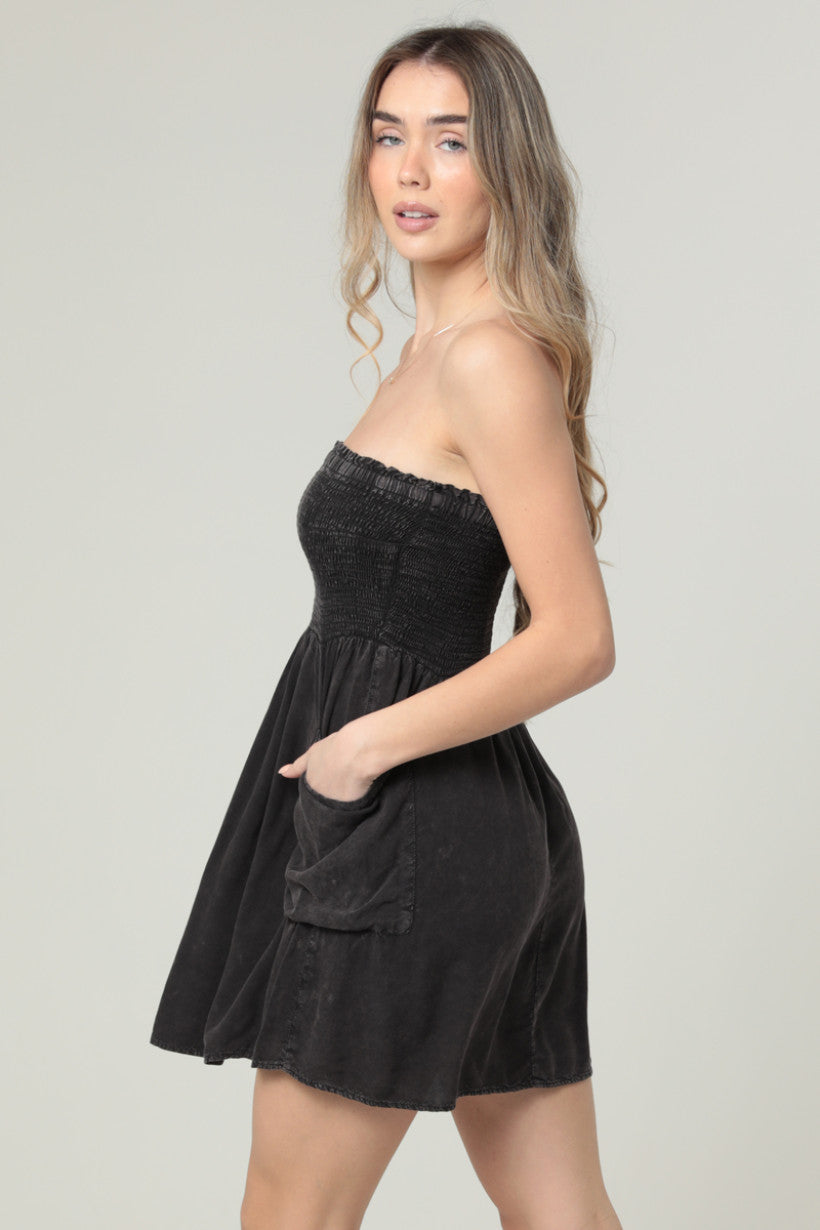 Strapless Smocked Top Dress w/Side Pockets