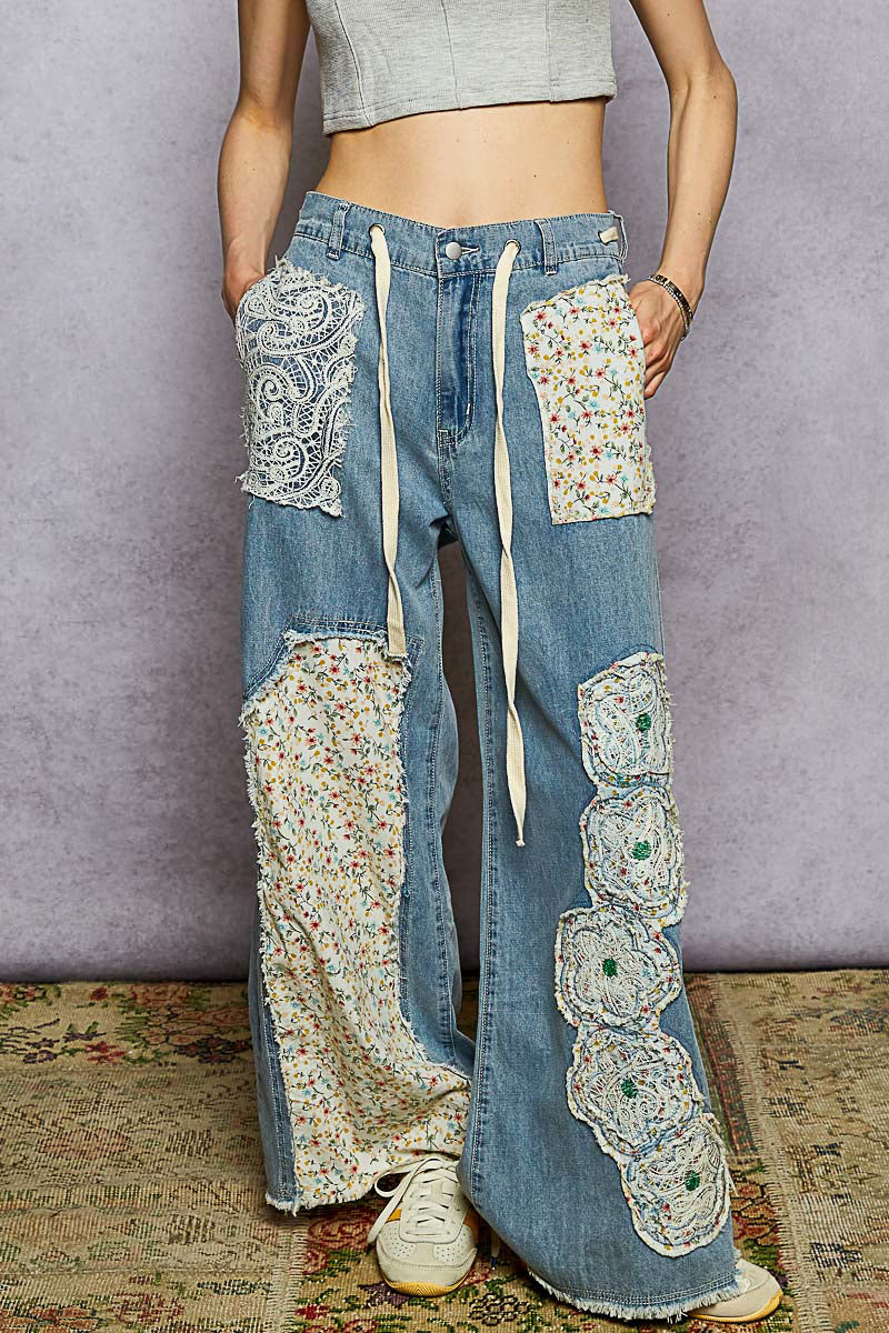 Floral Patch Relaxed Fit Denim Pants