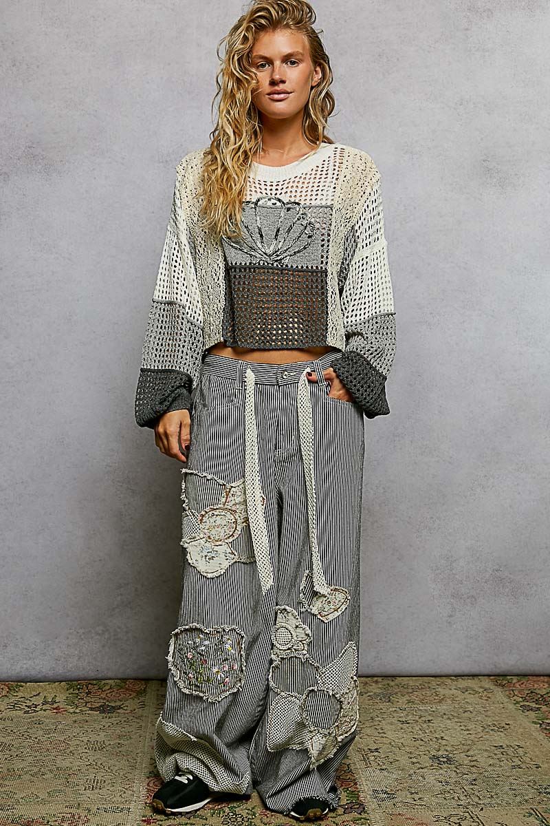 3D Shell Patch Cropped Balloon Sleeve Knit Top