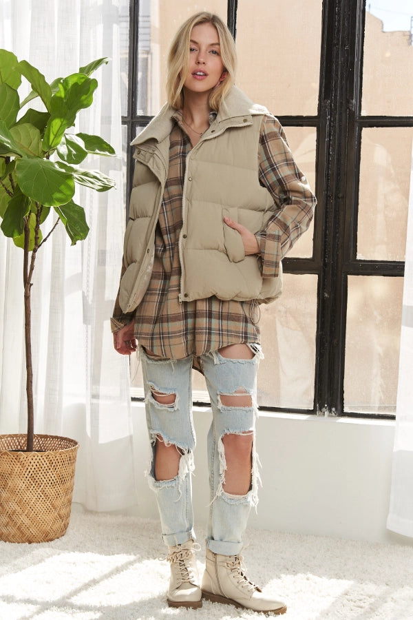 Sleeveless Puffer Design Zip-Up Front Vest Jacket