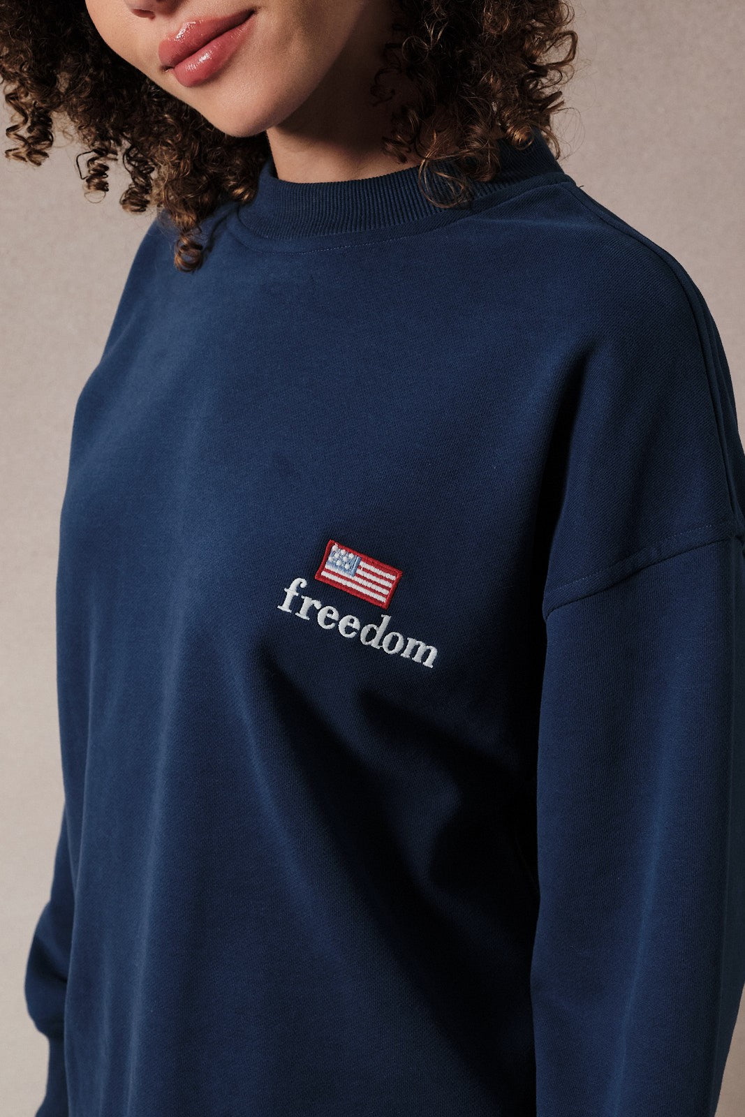 Crew Neck Long Sleeve "freedom" Aplique Sweatshirt