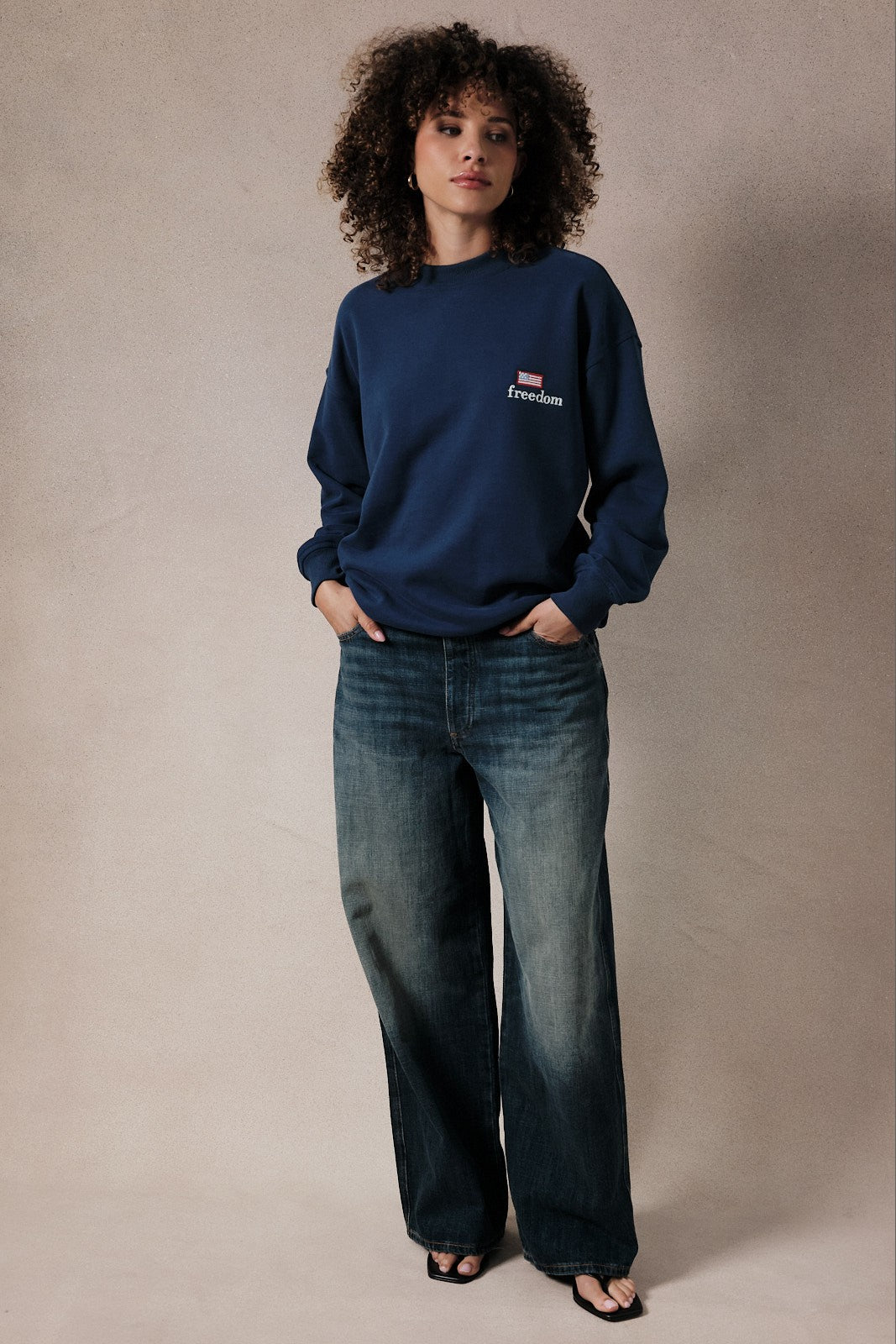 Crew Neck Long Sleeve "freedom" Aplique Sweatshirt