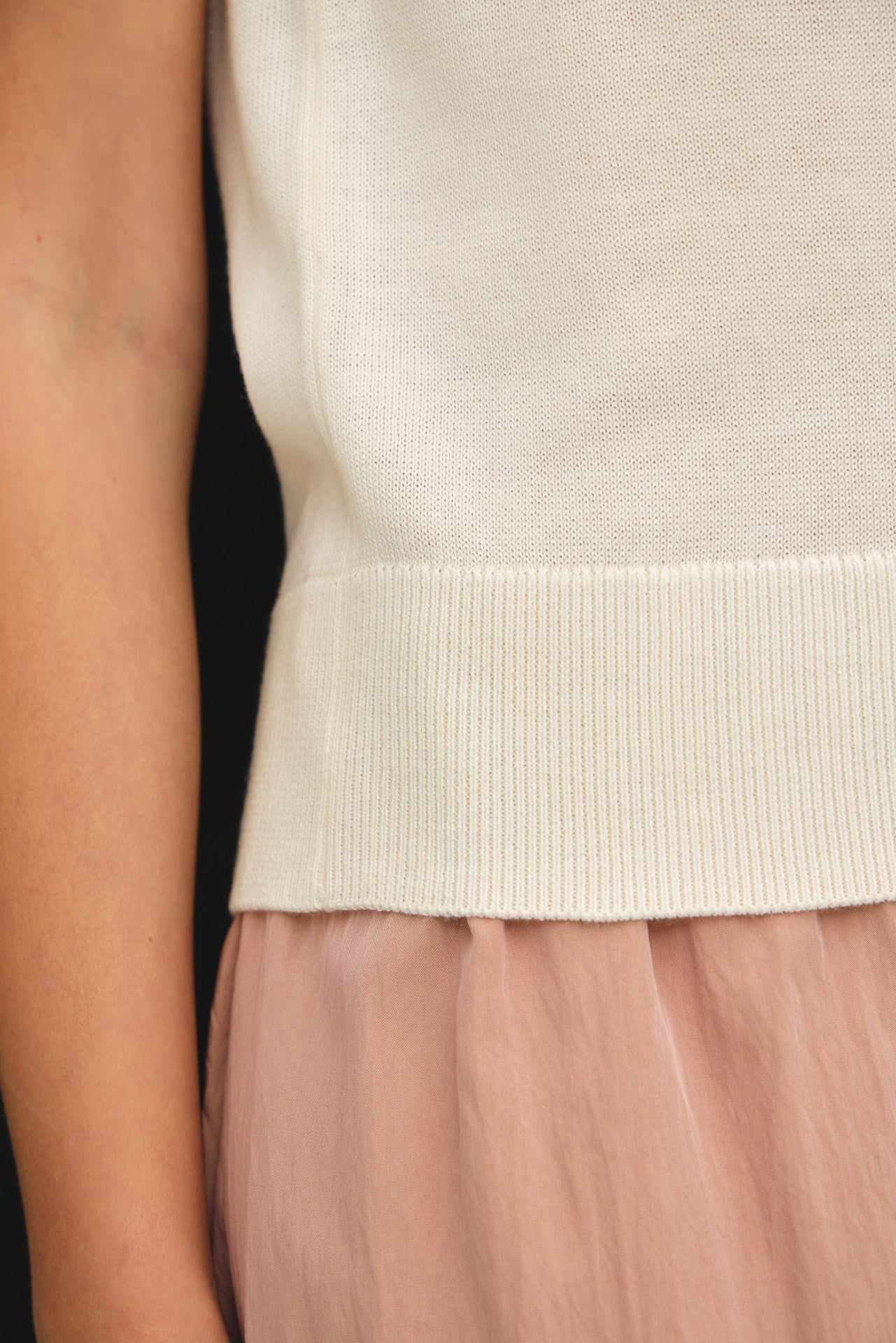 Soft Hand Feel Everyday Essential Sleeveless Sweater