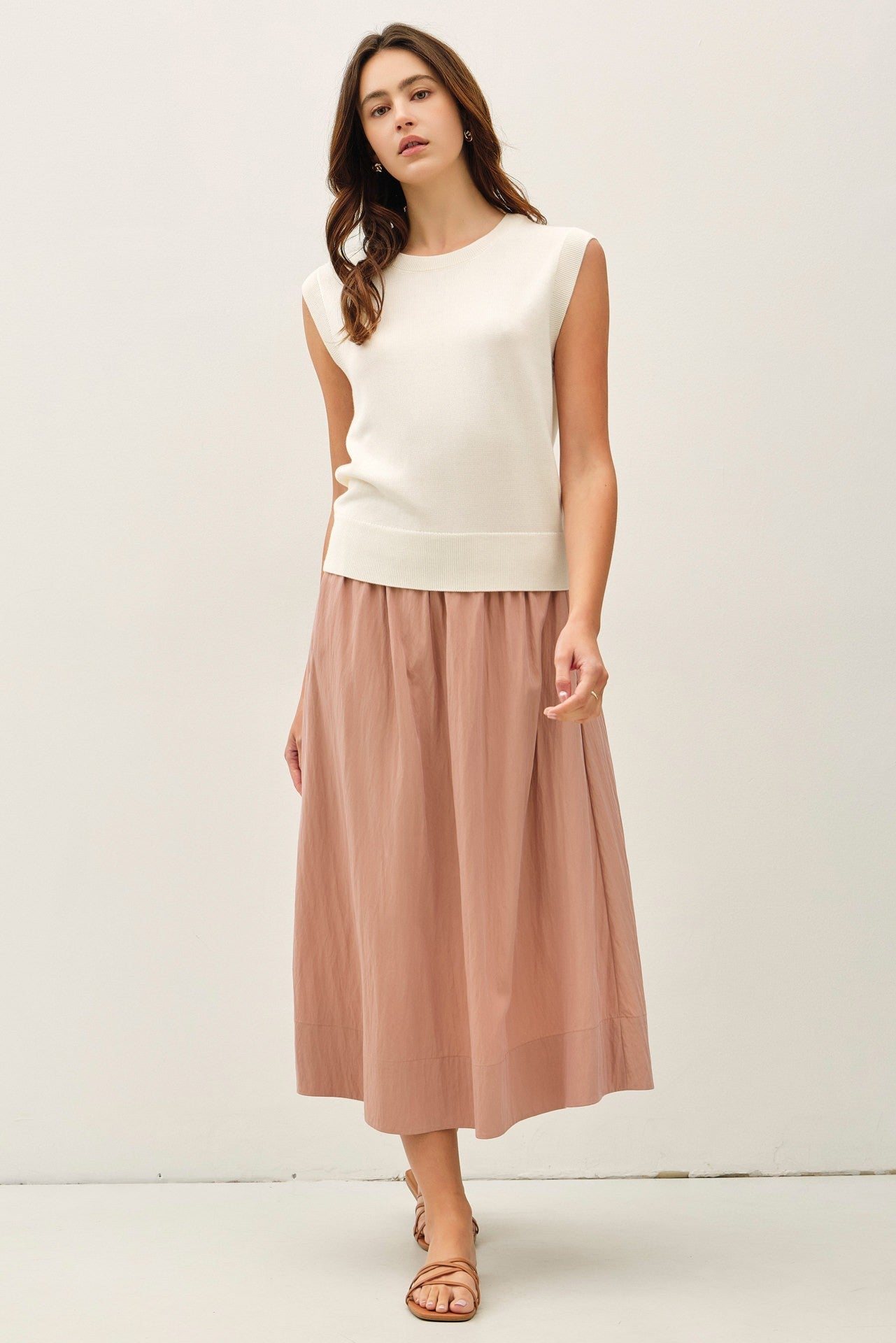Soft Hand Feel Everyday Essential Sleeveless Sweater