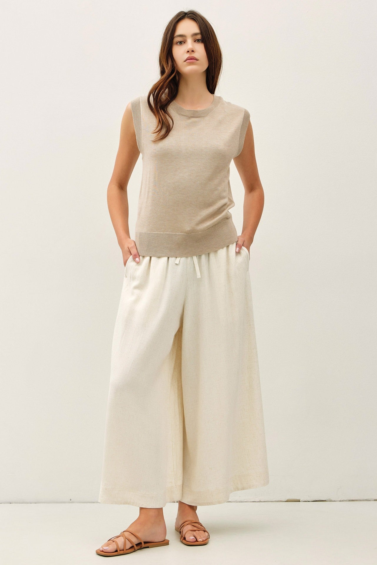 Soft Hand Feel Everyday Essential Sleeveless Sweater