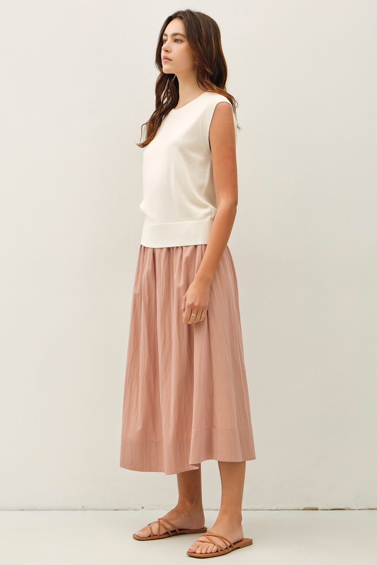Soft Hand Feel Everyday Essential Sleeveless Sweater