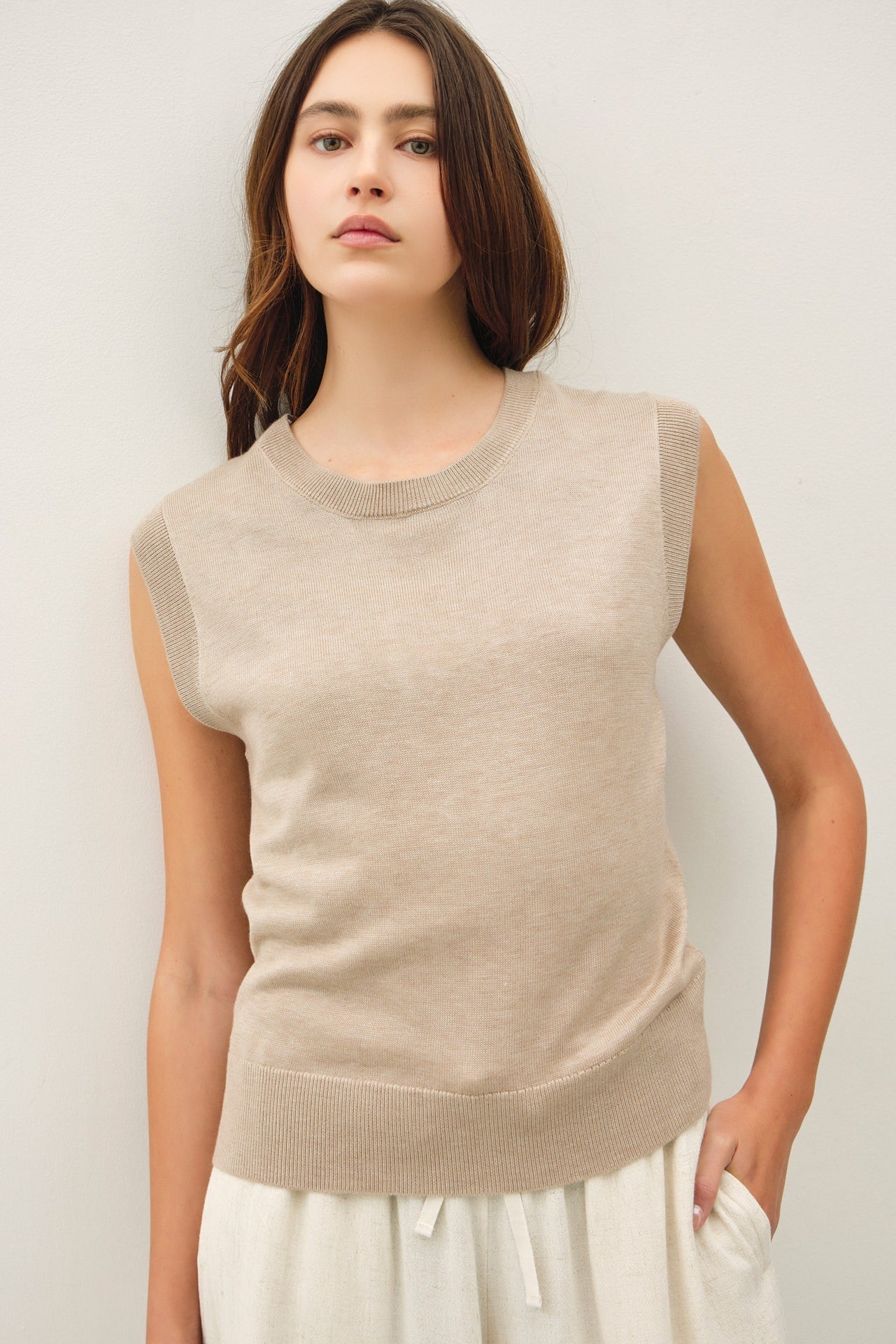 Soft Hand Feel Everyday Essential Sleeveless Sweater