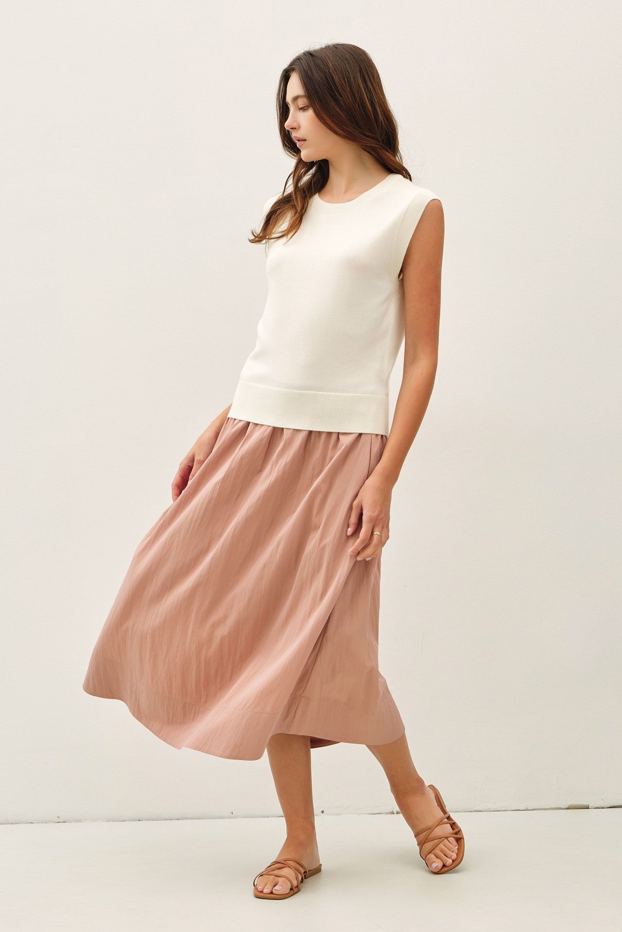 Soft Hand Feel Everyday Essential Sleeveless Sweater