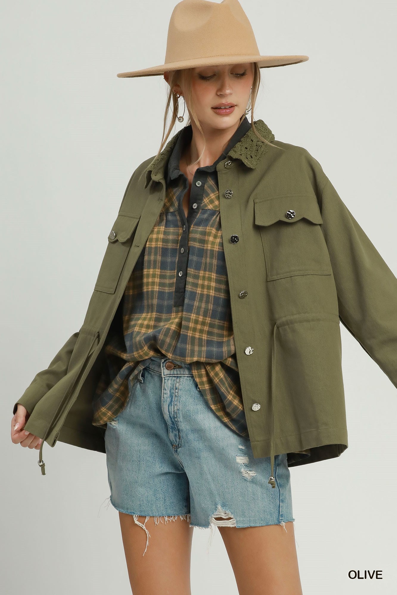Collar Scalloped Detailed Jacket