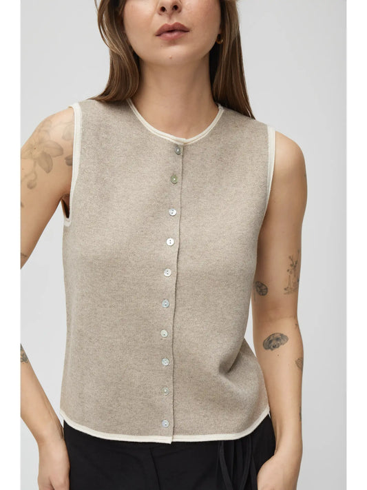 The Lisa Top