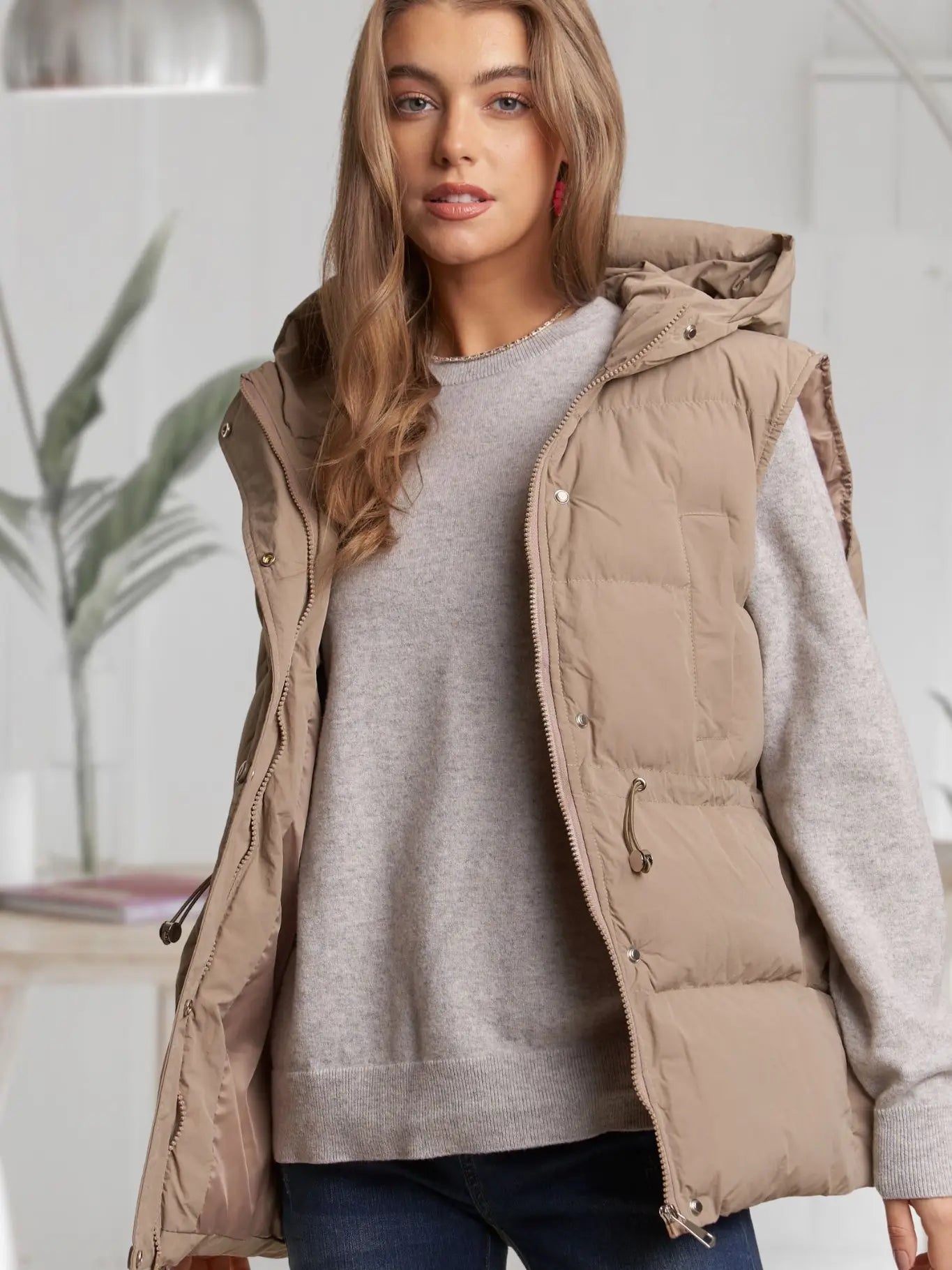 Drawstring Waist Puff Hoodie Vest