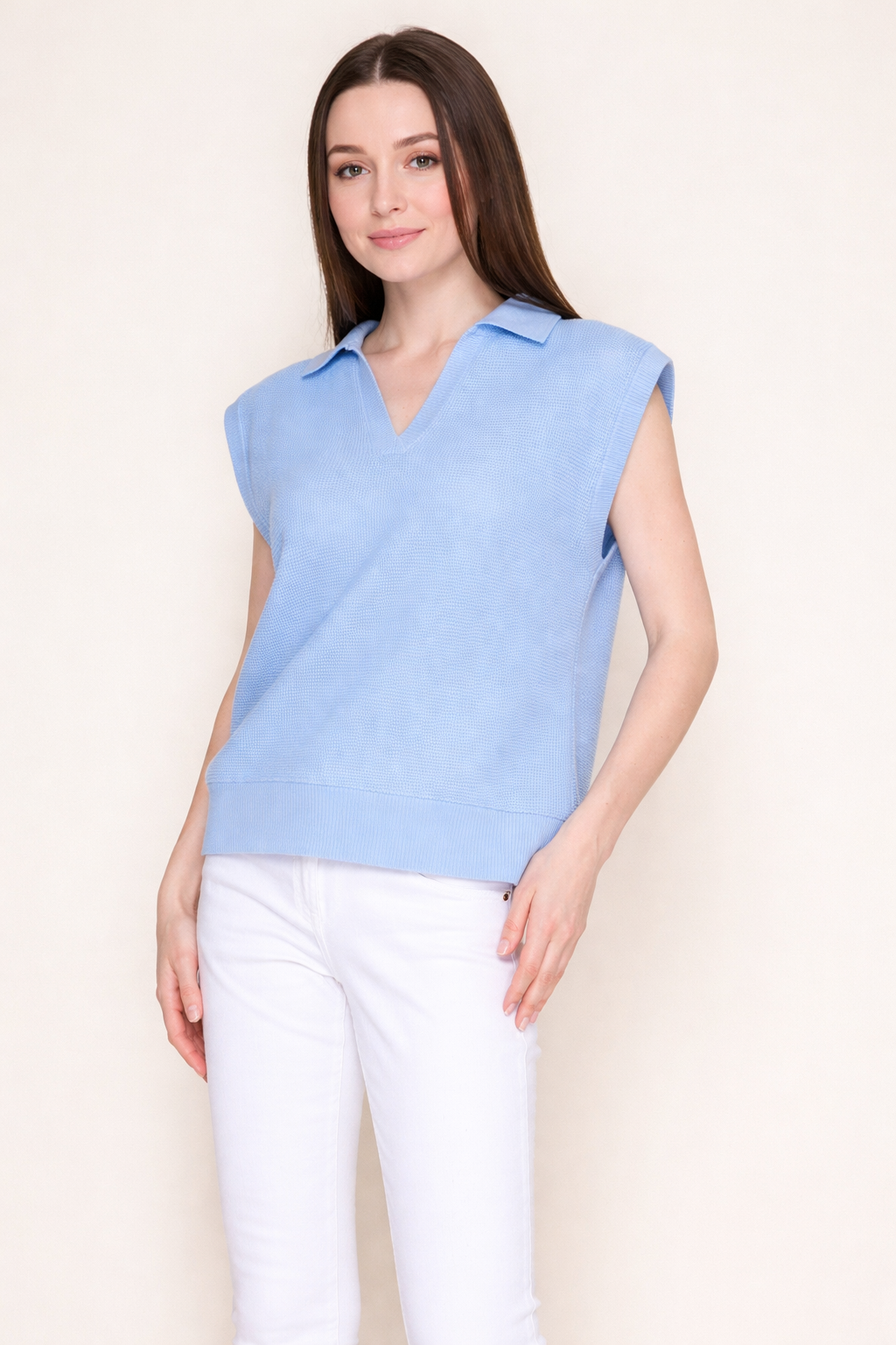 Collared Sleeveless Cloudy Knit Top