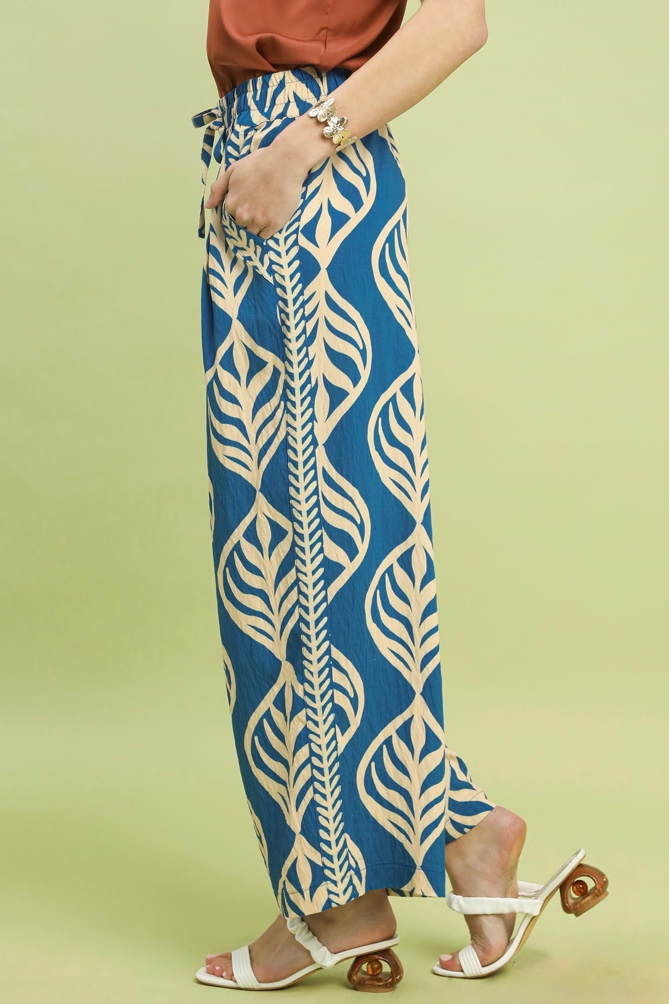 Leaf Print Wide Leg Pants