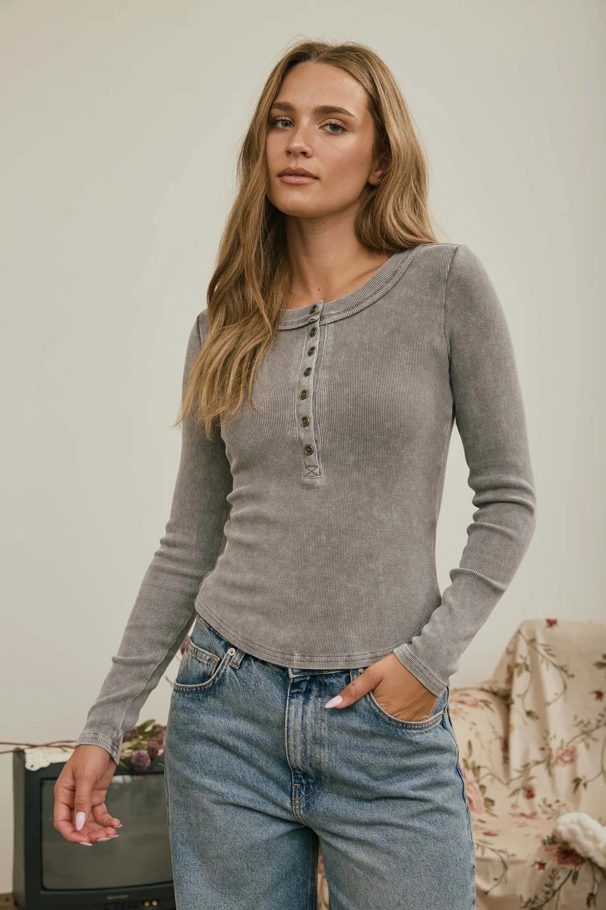 Fitted Long Sleeve Ribbed  Henley Knit Top