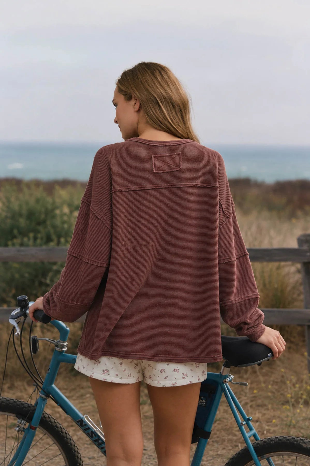 Exposed Seam Detail Long Sleeve Knit Top
