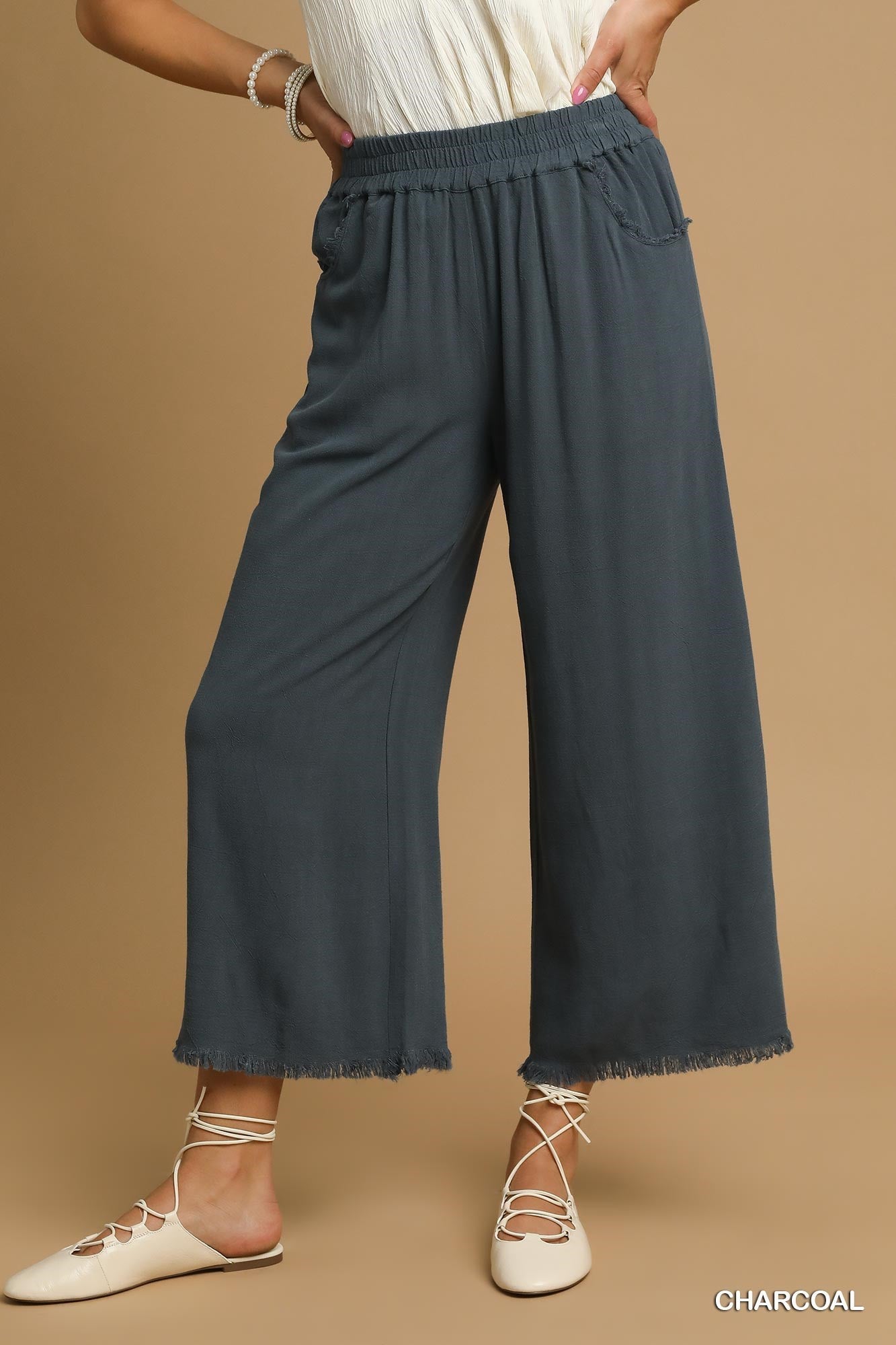 Frayed Hem Wide-Leg Pants