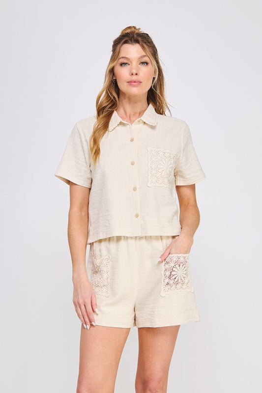 Textured Woven Sleeveless Camp Shirt w/ Crochet Pocket