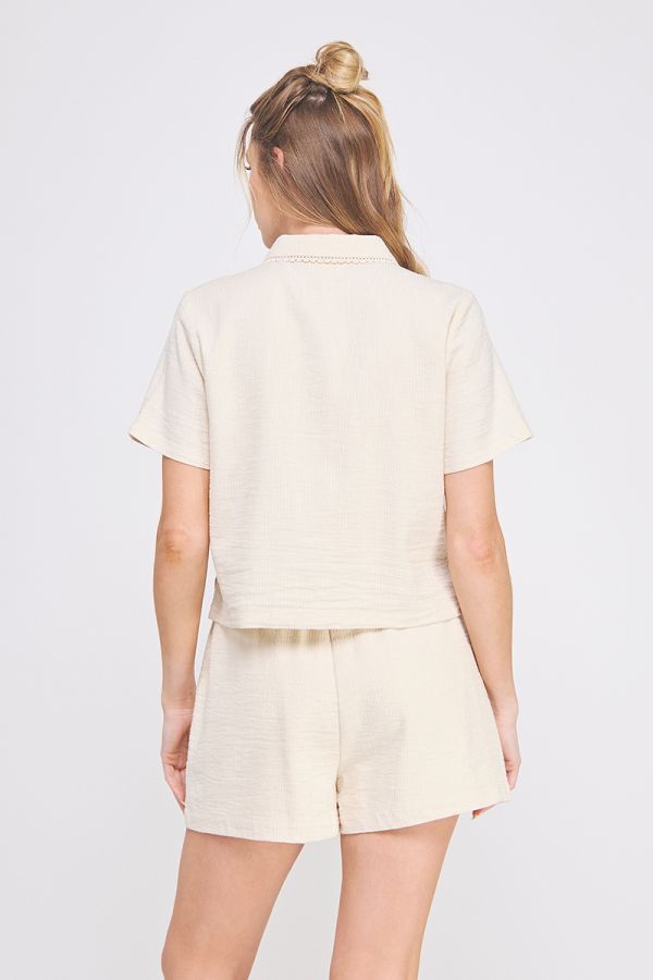 Textured Woven Sleeveless Camp Shirt w/ Crochet Pocket