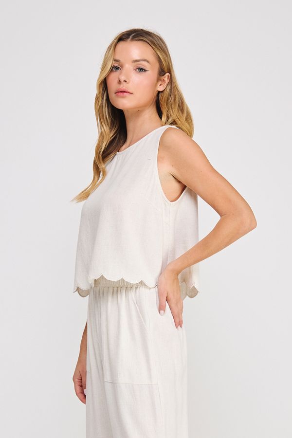 Soft Linen Blend Scallop Edge Tank Top