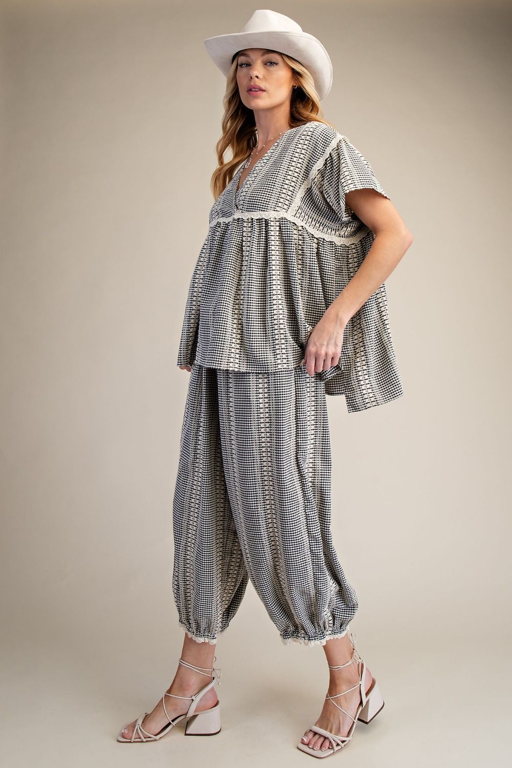 Embroidery Detailing Gingham Aladdin Pants