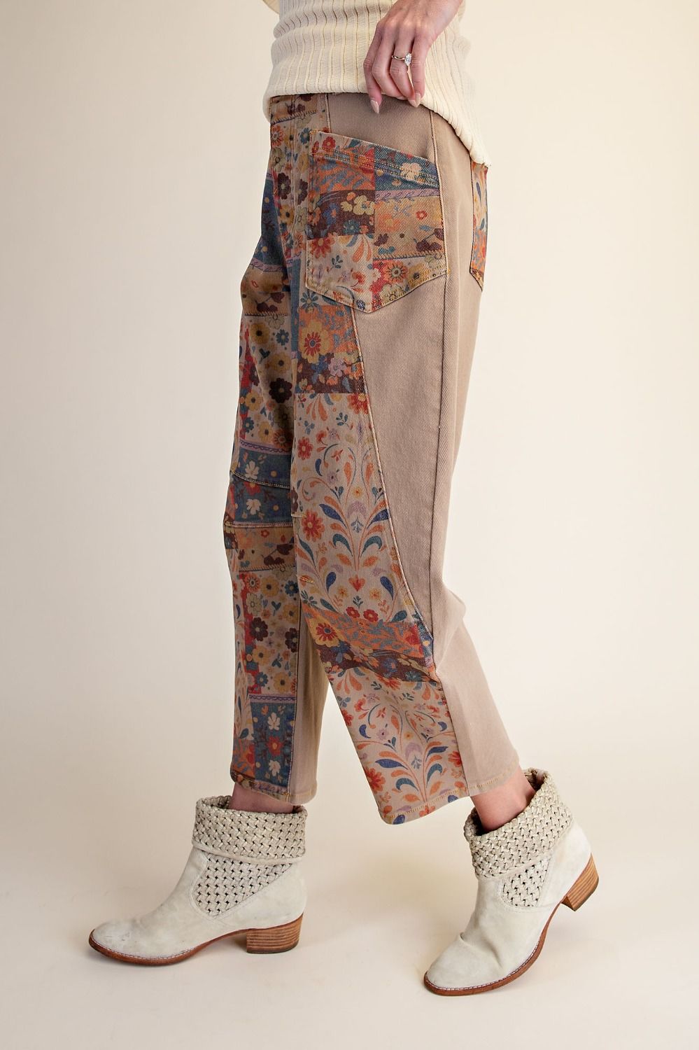 Signature Print Washed Twill Barrel Pants