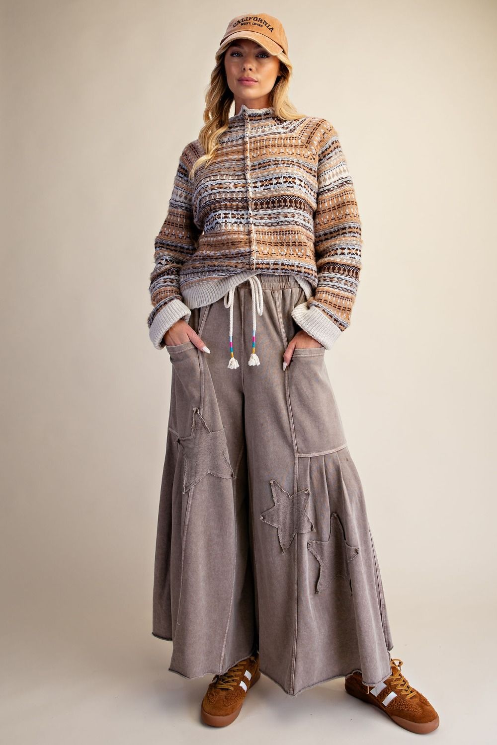 Star Patch Attached Washed Palazzo Pants