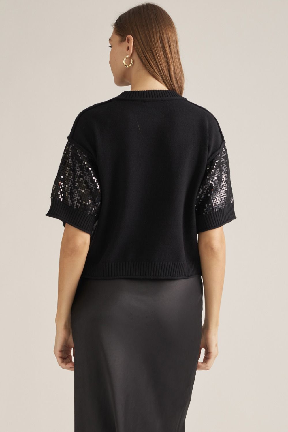 Sequin Detail Short Sleeve Sweater