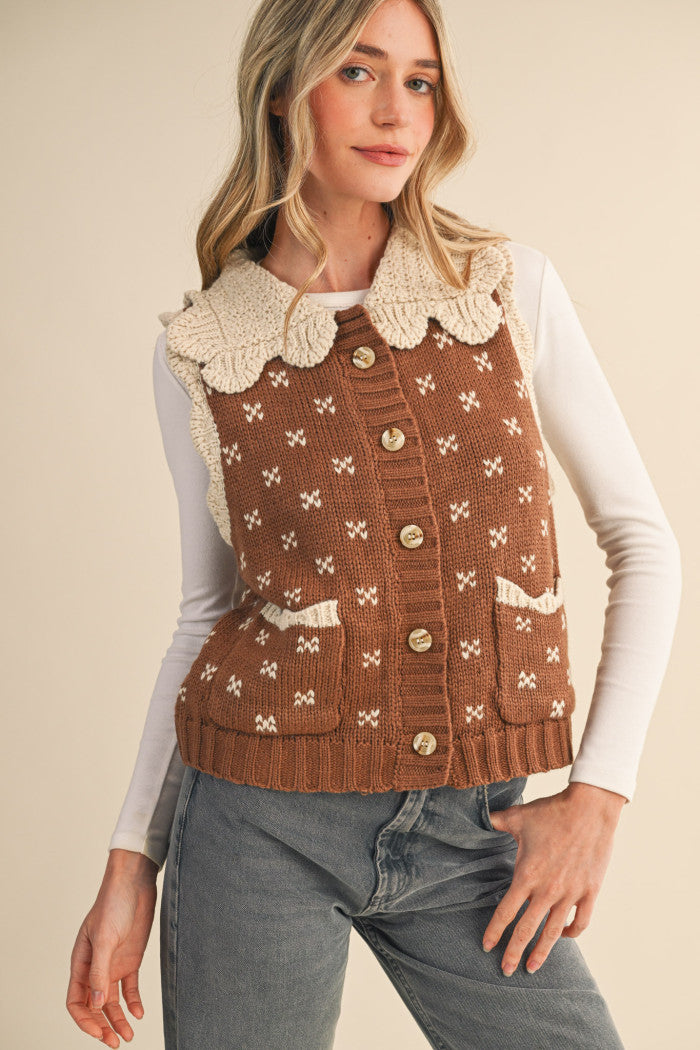 Doll Collar Sweater Vest