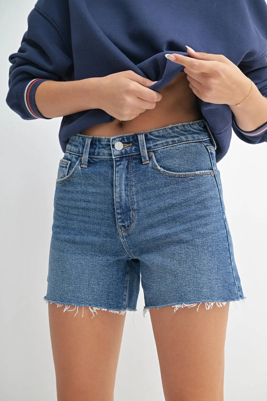 Longer Lenght Walking Short